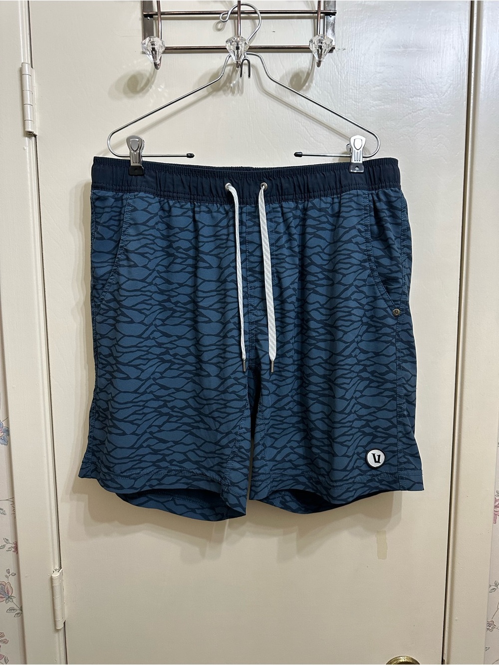 Vuori Men’s Shorts Size Large